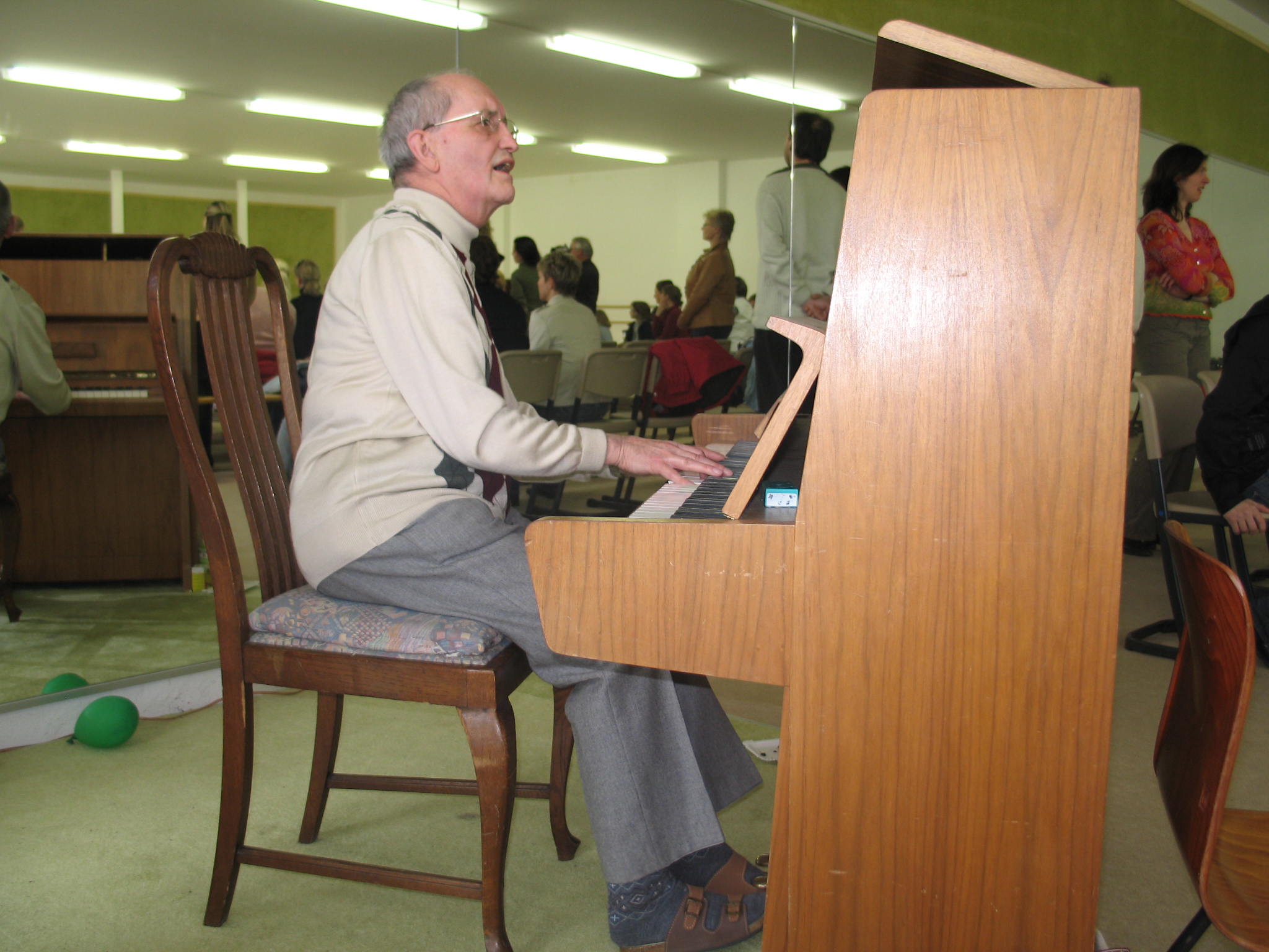 Unser Pianist Herr Greulich